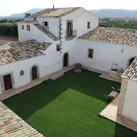Casal Sikelio Apart-hotel 4*